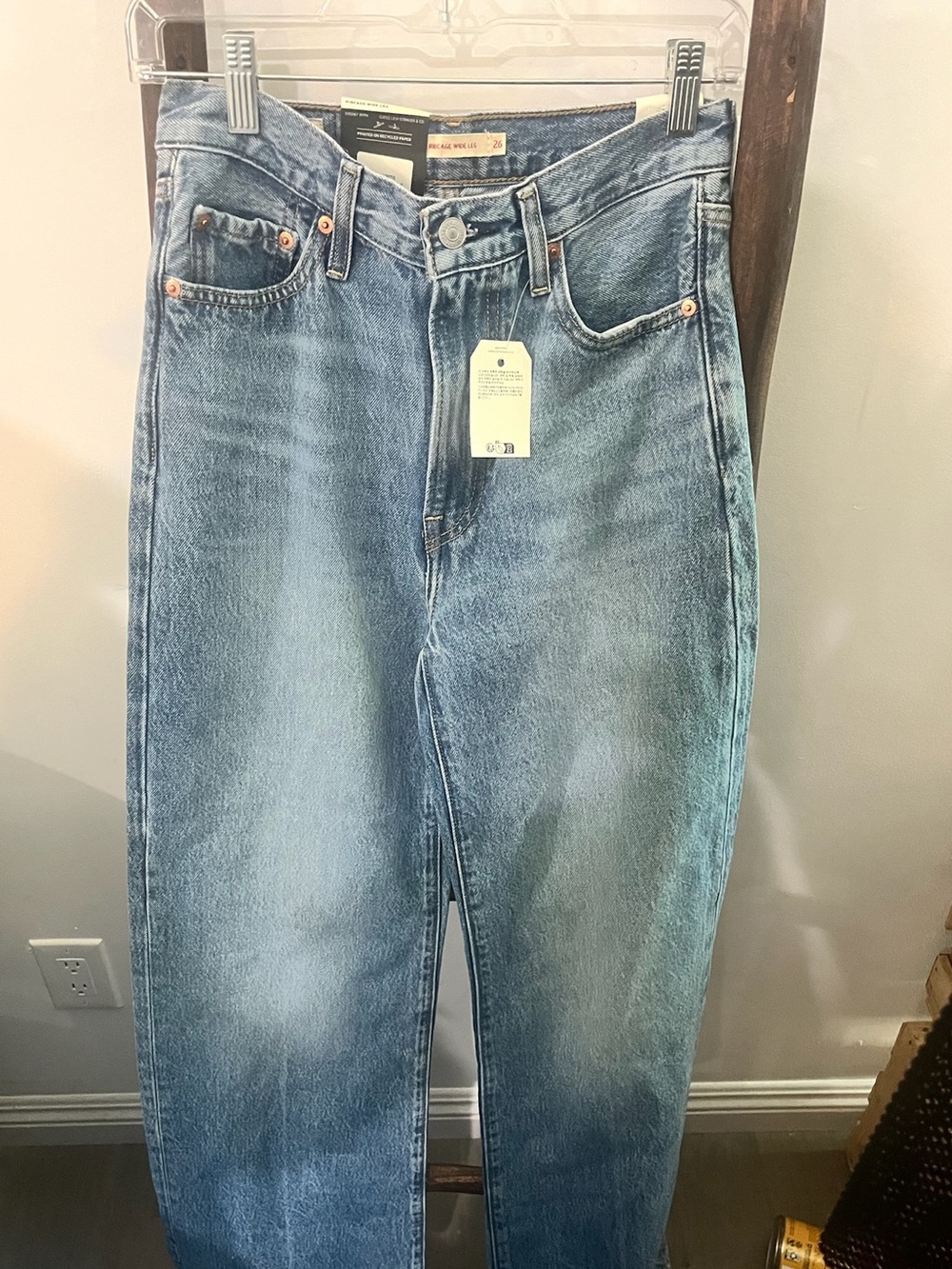 Levi’s Wide Leg Light Blue Women's Jeans - Picture 5 of 6